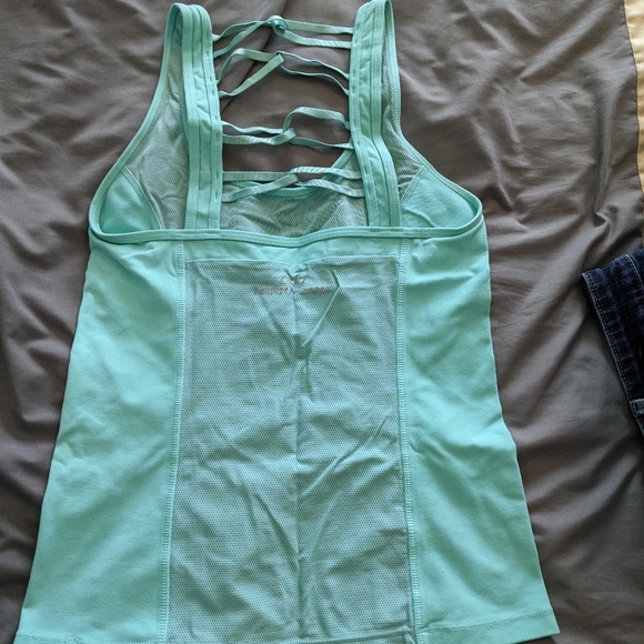 Lorna Jane Workout Tank - Picture 6 of 9